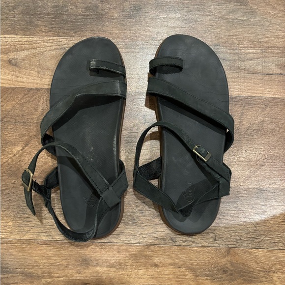 Chaco Shoes - EUC Women’s Leather Chacos